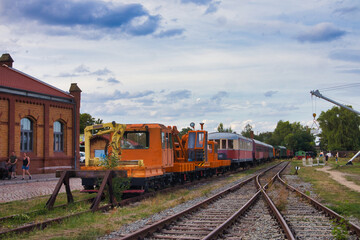 Fototapeta premium Historische Züge und Draisine im Technikmuseum am Wissenschaftshafen Magdeburg, Schienenfahrzeuge der Industriekultur, Magdeburg, Sachsen-Anhalt, Deutschland