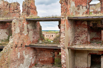 A destroyed brick building on the territory of the Oreshek fortress