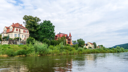 Fototapeta na wymiar The Elbe river in Dresden