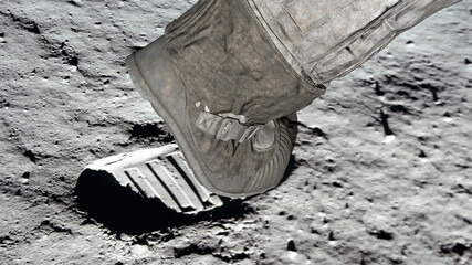 3D rendering. Lunar astronaut walking on the moon's surface and leaves a footprint in the lunar soil. CG Animation. Elements of this image furnished by NASA.