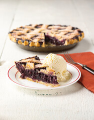 Blueberry Pie with Vanilla Ice Cream