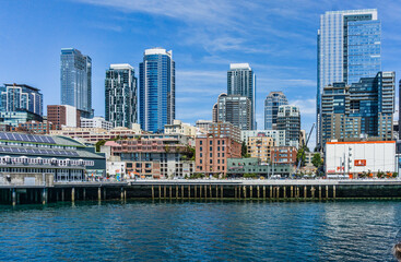 Fototapeta na wymiar Seattle Waterfront Skyscrapers 8