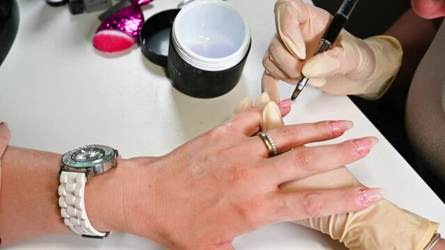 application of the gel for nail reconstruction
