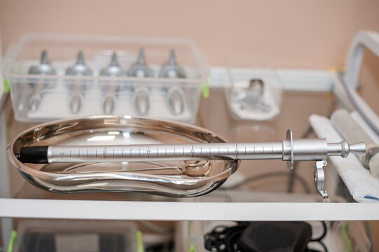 Anoscopes with ring illumination. Sigmoidoscope with distal annular illumination. Reusable Proctology Instruments