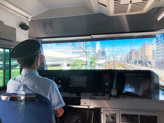 電車の運転席の風景