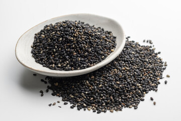 黒ごま（白バック）