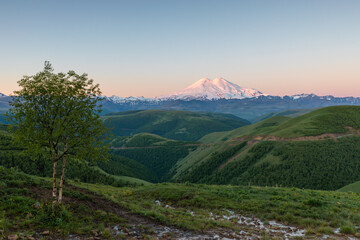 view of the mountains