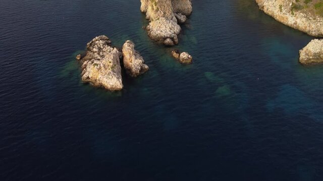 immagine  aerea dell'antica tonnara di Scopello, in Sicilia