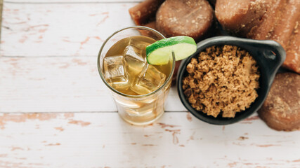 panela water with lemon for thirst, raw panela.