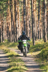 motorradreise durch die wunderschöne natur von schweden