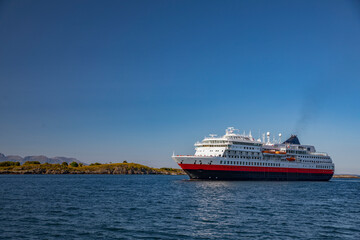 Obraz premium MS «Otto Sverdrup», formerly MS «Finnmarken» is a cruise ship and former Hurtigruten ship, Expeditions,Helgeland,Nordland county,Northern Norway,scandinavia,Europe