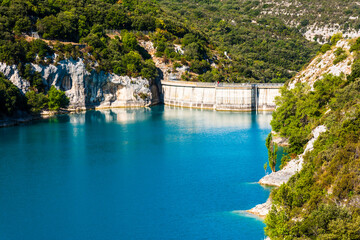 Obraz na płótnie Canvas View on lake of Sainte Croix, Verdon gorge, Provence, Provence Alpes Côte d'Azur, France 
