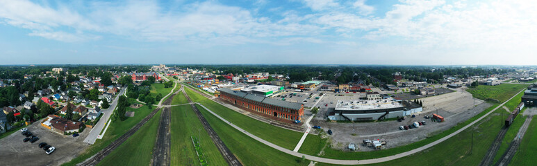 Fototapeta na wymiar Aerial panorama of St Thomas, Ontario, Canada downtown