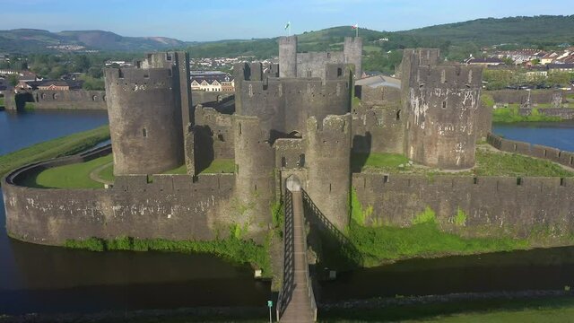 Caerphilly Castle, Castell Caerffili, medieval castle dominating the centre of town, Caerphilly, Glamorgan, Wales, United Kingdom