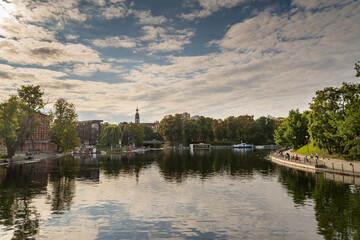 Fototapeta premium Brda river in the center of Bydgoszcz. Mill Island. August 2021.