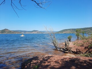 Le pédalo du Salagou