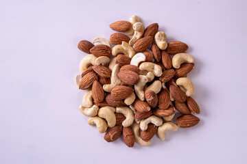 カッシュとアーモンド