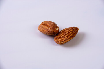 カッシュとアーモンド