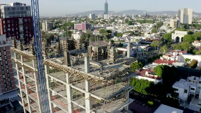 Edificio en Construcci&oacute;n Guadalajara Jalisco M&eacute;xico 