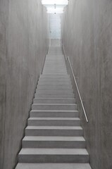 Obraz na płótnie Canvas Escada infinita em betão