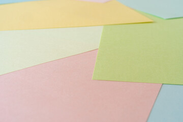 色とりどりの折り紙