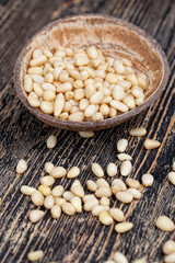 peeled pine nuts of small size