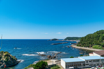 飛島の集落 © TAIGA