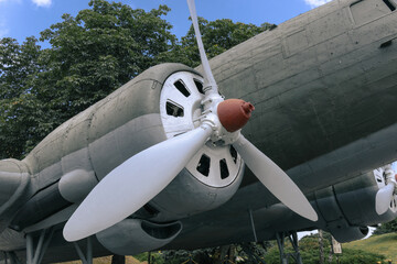 Propeller and motor of an old military transport aircraft