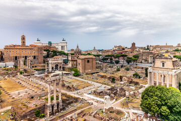 Fototapeta na wymiar The view of the Forum Romanum on the Palatine Hill in Rome