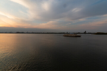 Naklejka premium a ship on the volga in astrakhan