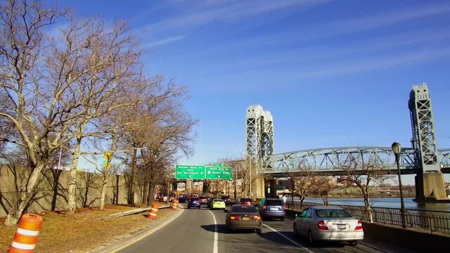 Harlem Drive Approaching Willis Avenue Bridge