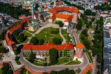 Fotobehang Burg Wawel in Krakau   Luftbilder von der Burg Wawel in Krakau   Wawel Koninklijk Kasteel © Roman