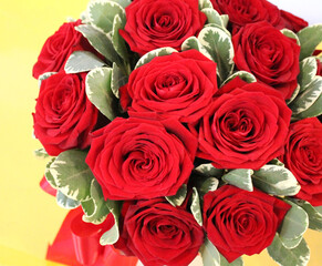 bouquet of red roses