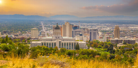 Fototapeta premium Downtown Salt Lake City skyline cityscape of Utah