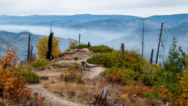 Hiking trail in Leavenworth, Washington. Photo taken in autumn, wildfire haze in the background.