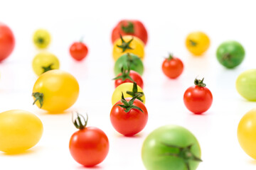 ポップで可愛いカラフルなプチトマト