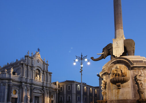 Piazza Duomo at dusk, Catania, Italy