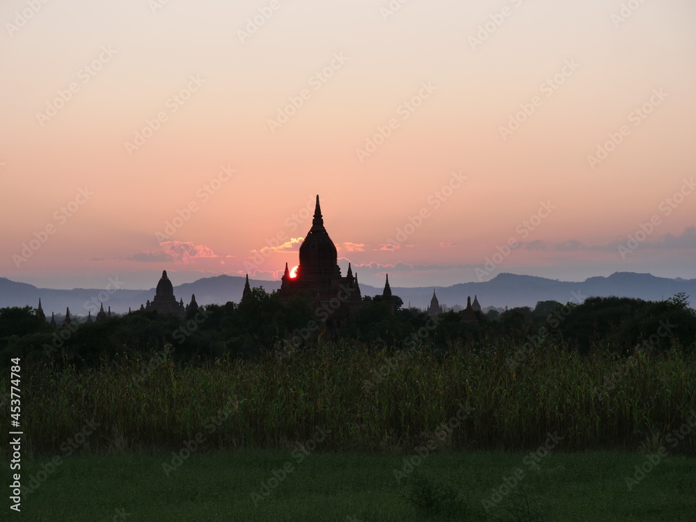 Wall mural pagodas field at sunset bagan , myanmar