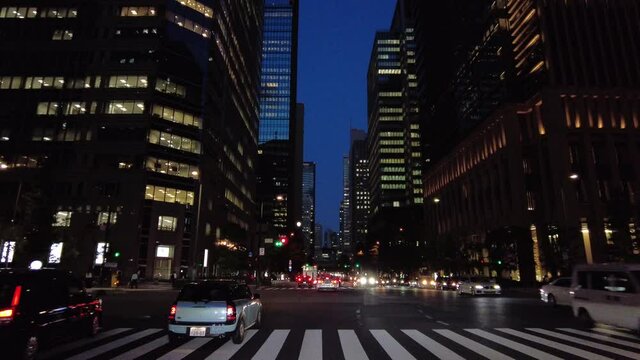 東京ドライブ 車窓 ビジネス街 丸の内・大手町 夜景