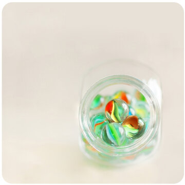 Juegos con las canicas