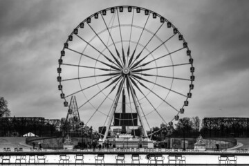 Wheel at Champs-Élysées