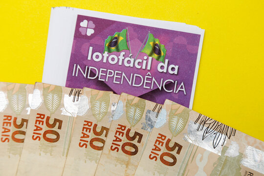 lottery ticket Caixa Lotofacil da Independencia