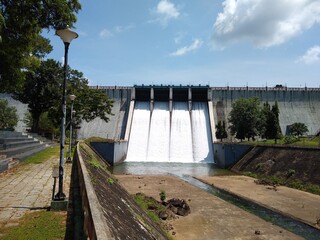 Neyyar dam shutter is a gravity dam on the Neyyar River in Thiruvananthapuram district of Kerala