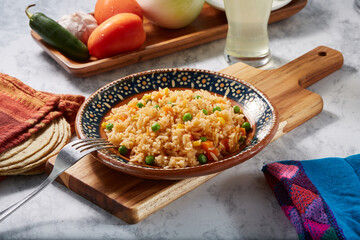 Arroz rojo a la jardinera 