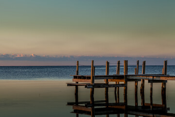 Obraz premium sunset on the pier