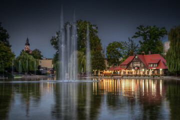 Staw Zamkowy z domkiem lodowym w Opolu © Henryk Niestrój