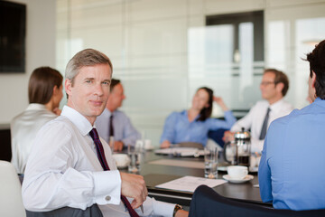 Obraz premium Business people sitting in meeting