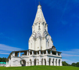 Fototapeta premium Church of the Ascension, Kolomenskoye, Moscow, Russia. Built in 1532. UNESCO World Heritage List.