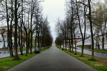 May 10, 2021 Kostroma. alley to the pendulum ivan susanin