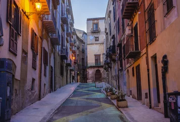 Fotobehang Narrow street in old part of Palermo city, Sicily Island, Italy © Fotokon